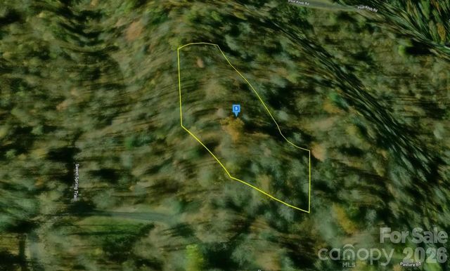 541 Pasture Road, Glenville, NC 28736