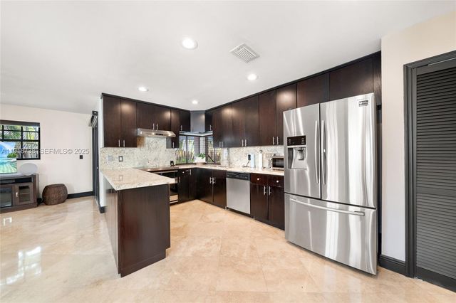 5424 SW 154th Place 5424, Miami, FL 33185