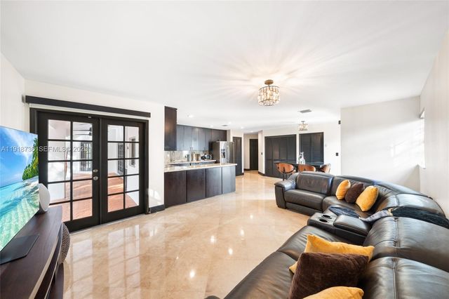 5424 SW 154th Place 5424, Miami, FL 33185