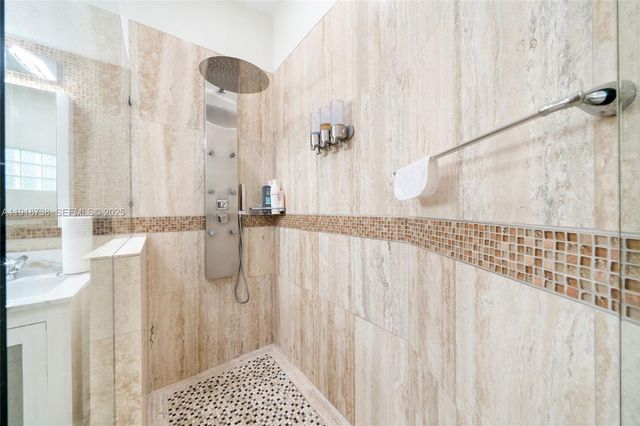 5424 SW 154th Place 5424, Miami, FL 33185