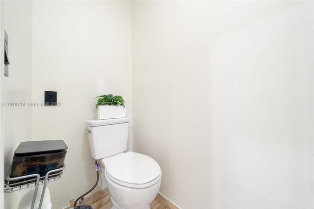 5424 SW 154th Place 5424, Miami, FL 33185