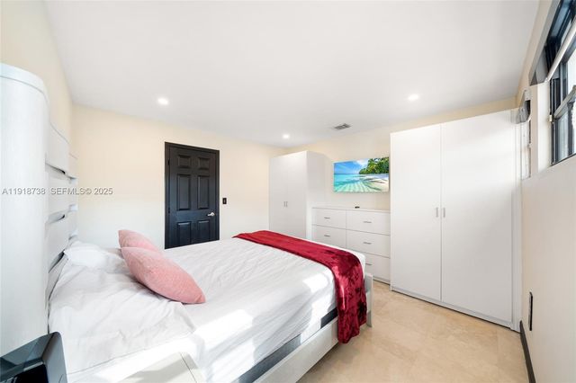 5424 SW 154th Place 5424, Miami, FL 33185