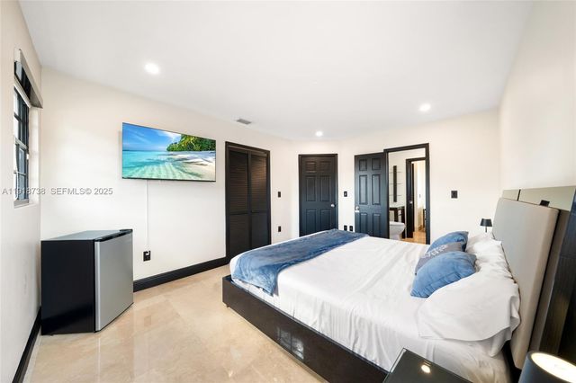 5424 SW 154th Place 5424, Miami, FL 33185