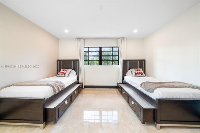 5424 SW 154th Place 5424, Miami, FL 33185