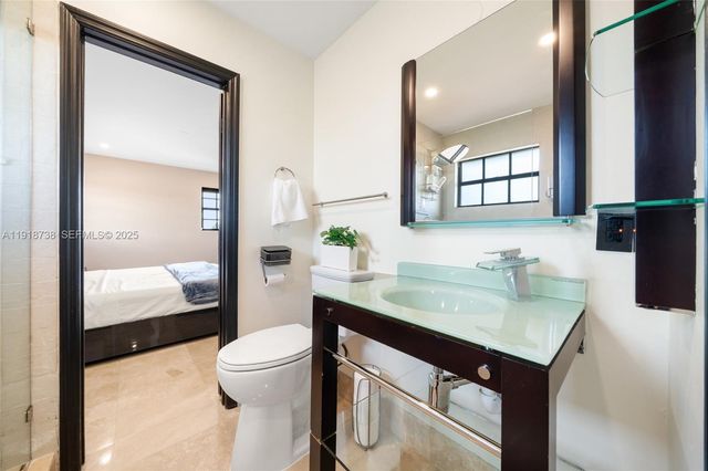 5424 SW 154th Place 5424, Miami, FL 33185