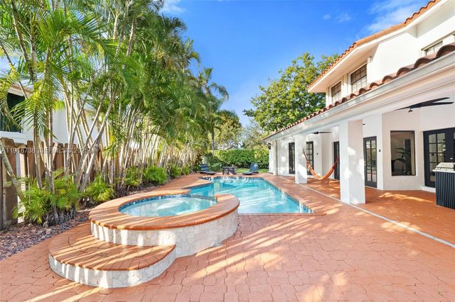 5424 SW 154th Place 5424, Miami, FL 33185