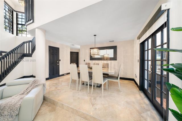 5424 SW 154th Place 5424, Miami, FL 33185