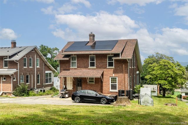 28 Hillside Avenue, Haverstraw, NY 10927