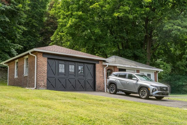 28 Hillside Avenue, Haverstraw, NY 10927