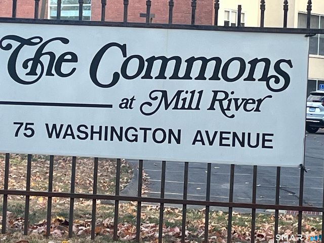 75 Washington Avenue 2-111, Hamden, CT 06518
