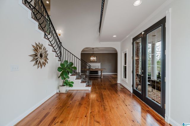 325 GREYSTONE GLEN CIRCLE, Hoover, AL 35242