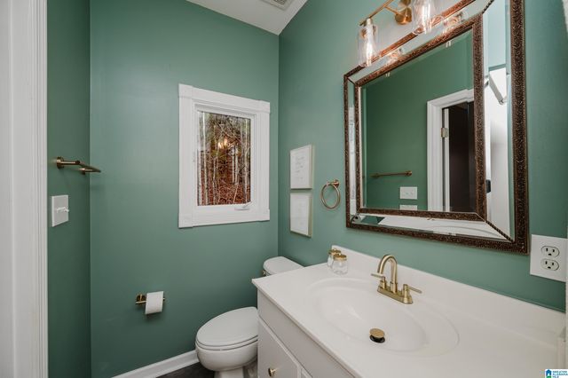 325 GREYSTONE GLEN CIRCLE, Hoover, AL 35242