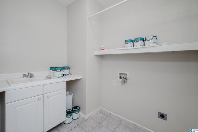 325 GREYSTONE GLEN CIRCLE, Hoover, AL 35242