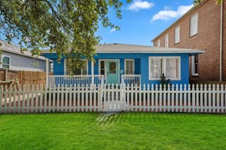 2907 Avenue M 1/2, Galveston, TX 77550