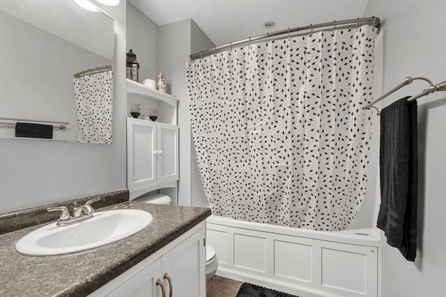 1010 S PEARL STREET, New London, WI 54961