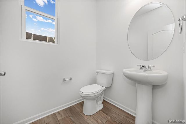 43071 Atwood Avenue, Novi, MI 48375