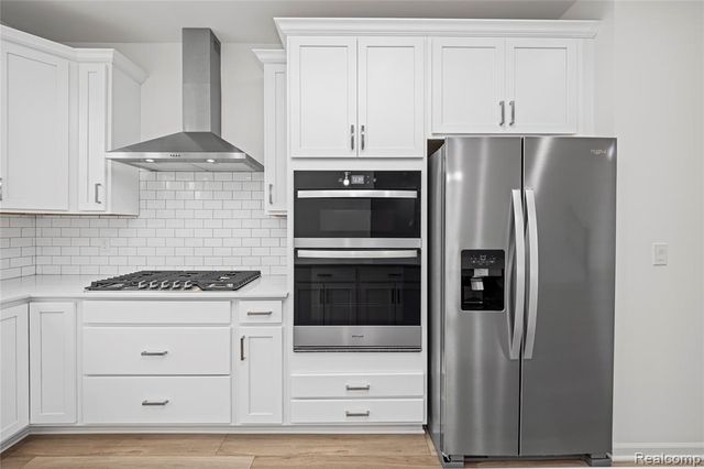 43071 Atwood Avenue, Novi, MI 48375