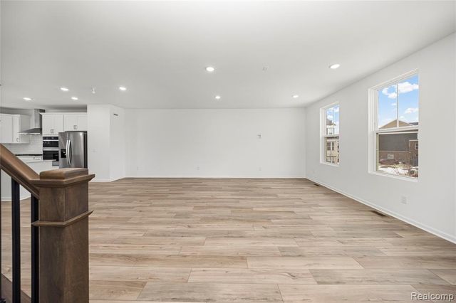 43071 Atwood Avenue, Novi, MI 48375