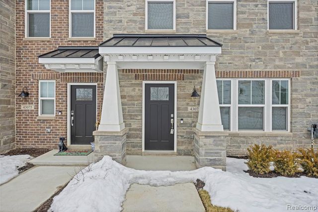 43071 Atwood Avenue, Novi, MI 48375