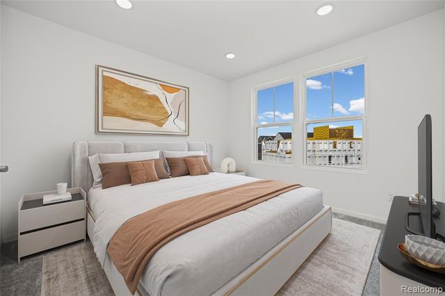 43071 Atwood Avenue, Novi, MI 48375