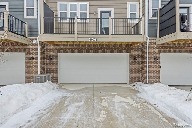 43071 Atwood Avenue, Novi, MI 48375