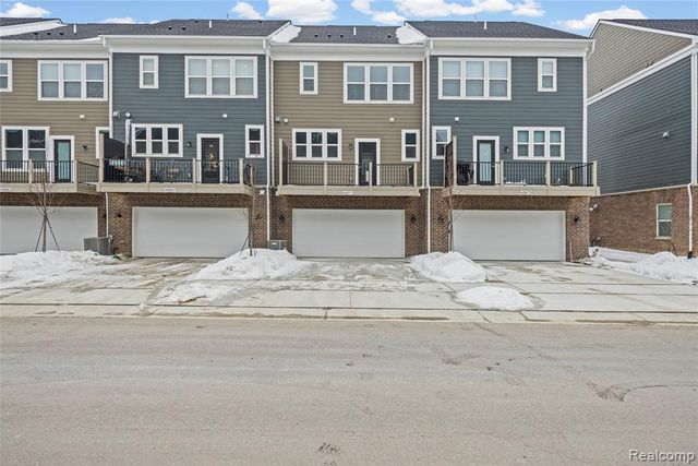 43071 Atwood Avenue, Novi, MI 48375