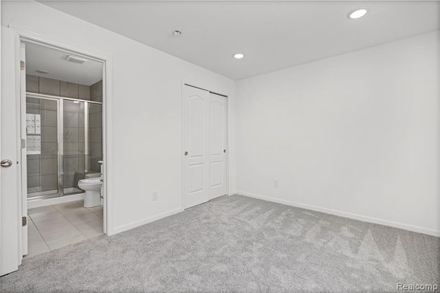 43071 Atwood Avenue, Novi, MI 48375