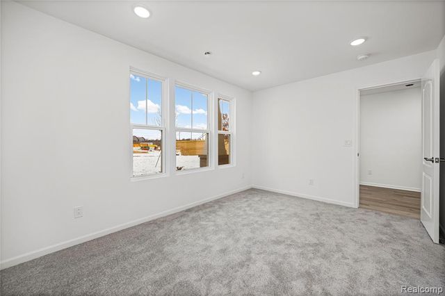 43071 Atwood Avenue, Novi, MI 48375