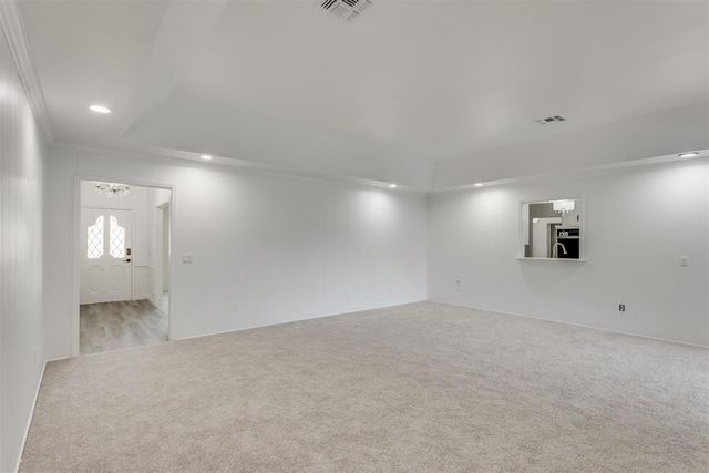 13400 Apple Valley Drive, Oklahoma City, OK 73120