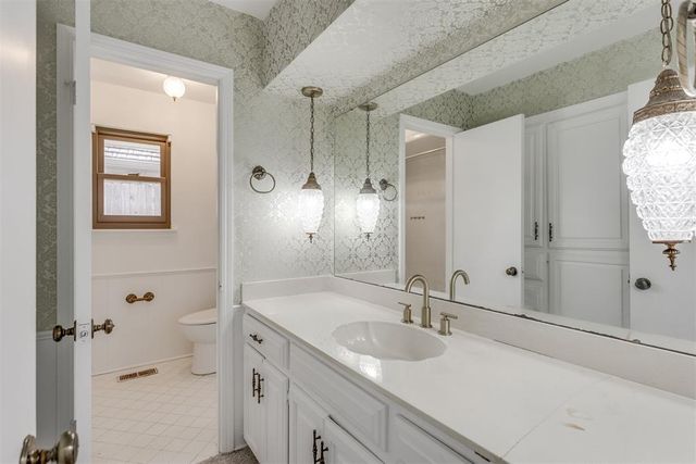 13400 Apple Valley Drive, Oklahoma City, OK 73120