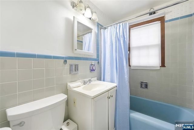 38 Sherwood Street, Clifton, NJ 07013