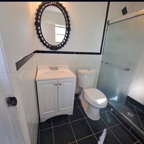 4760 SW 66th Ter 3, Davie, FL 33314