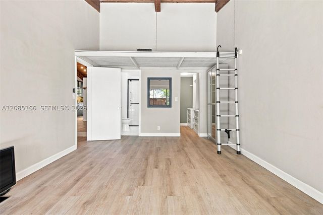 2221 Buttonwood Ave, Pembroke Pines, FL 33026