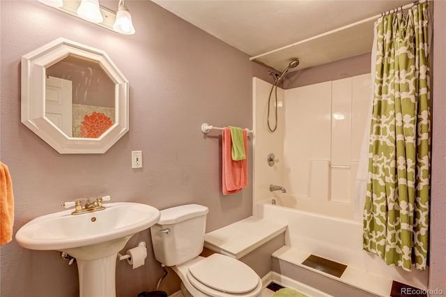5231 S Zinnia Court, Littleton, CO 80127