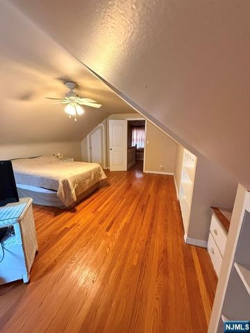 2-18 32nd Street, Fair Lawn, NJ 07410