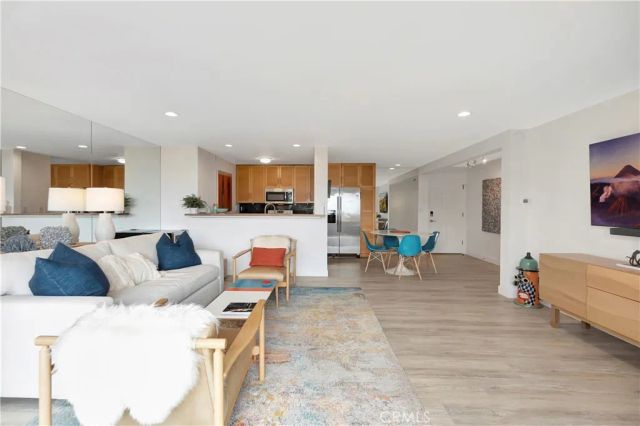 1200 E Ocean 12, Long Beach, CA 90802