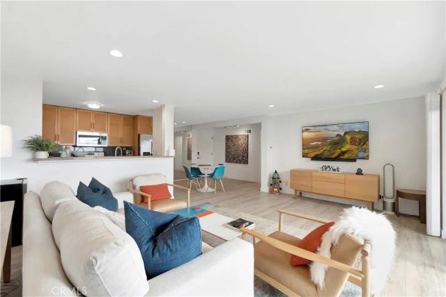 1200 E Ocean 12, Long Beach, CA 90802