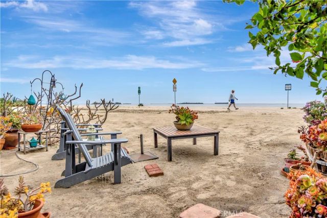 1200 E Ocean 12, Long Beach, CA 90802