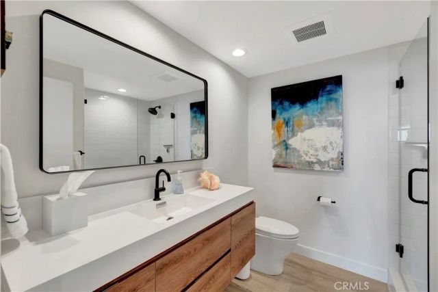 1200 E Ocean 12, Long Beach, CA 90802