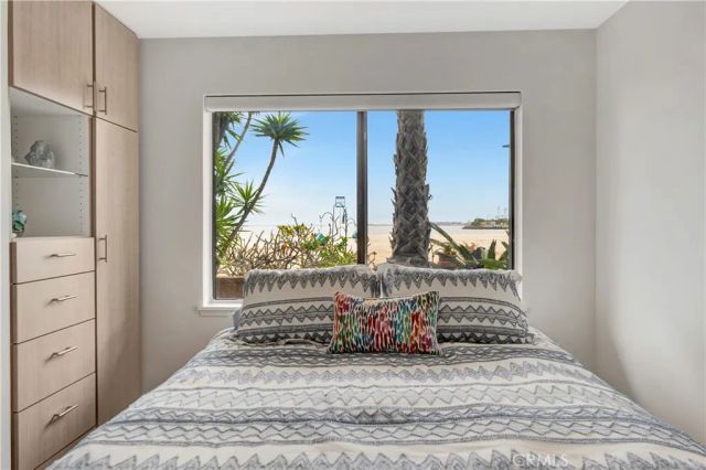 1200 E Ocean 12, Long Beach, CA 90802