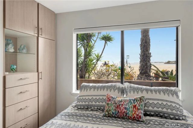 1200 E Ocean 12, Long Beach, CA 90802