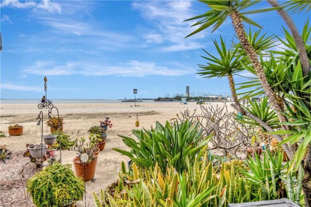 1200 E Ocean 12, Long Beach, CA 90802