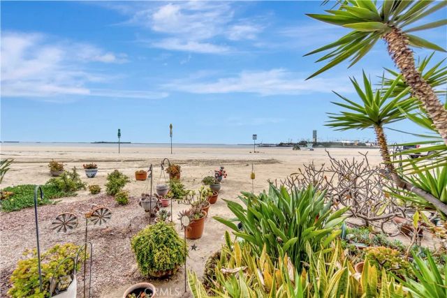 1200 E Ocean 12, Long Beach, CA 90802