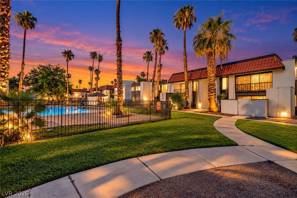 1405 Vegas Valley Drive 229, Las Vegas, NV 89169 — exterior