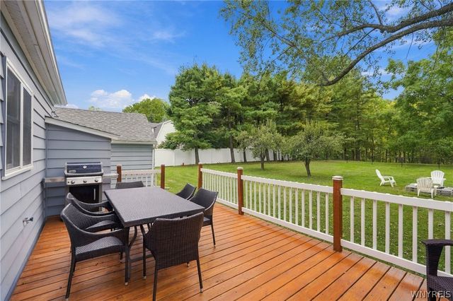 9521 Greiner Road, Clarence, NY 14031