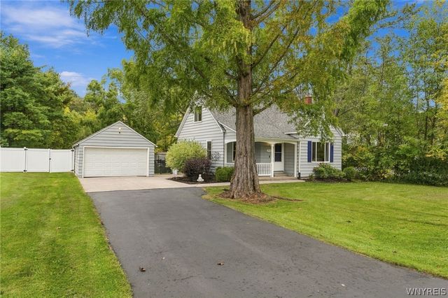 9521 Greiner Road, Clarence, NY 14031