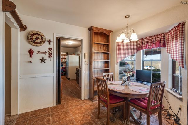 1593 WIGLEY ROAD, Iowa Park, TX 76367