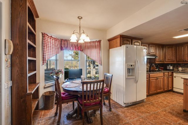 1593 WIGLEY ROAD, Iowa Park, TX 76367