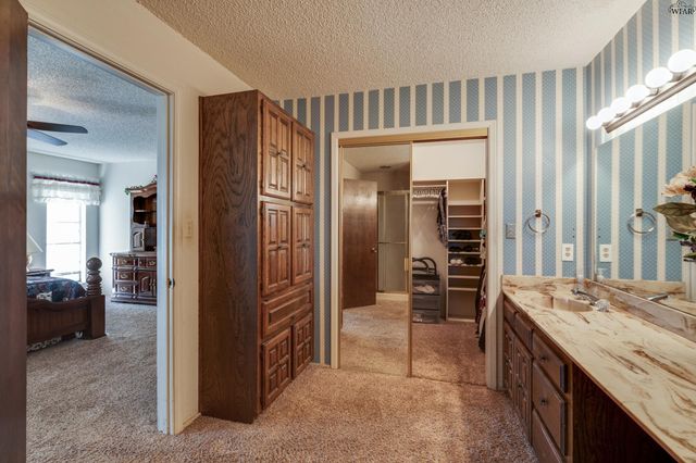 1593 WIGLEY ROAD, Iowa Park, TX 76367