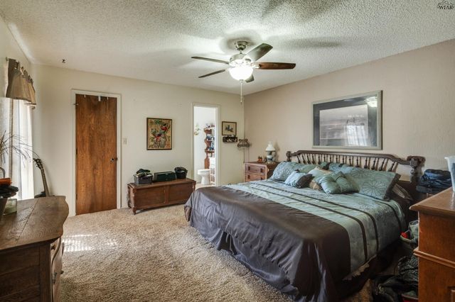 1593 WIGLEY ROAD, Iowa Park, TX 76367